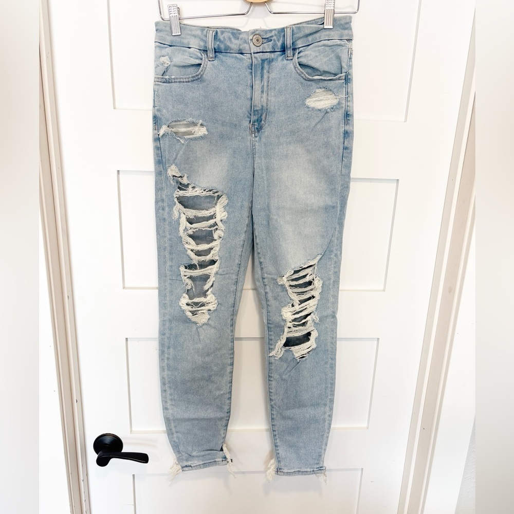 American Eagle Outfitters Light Blue  Next Level Stretch Jeans Size 8